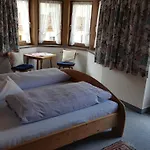 Pensionat Gaestehaus Valentina 3*